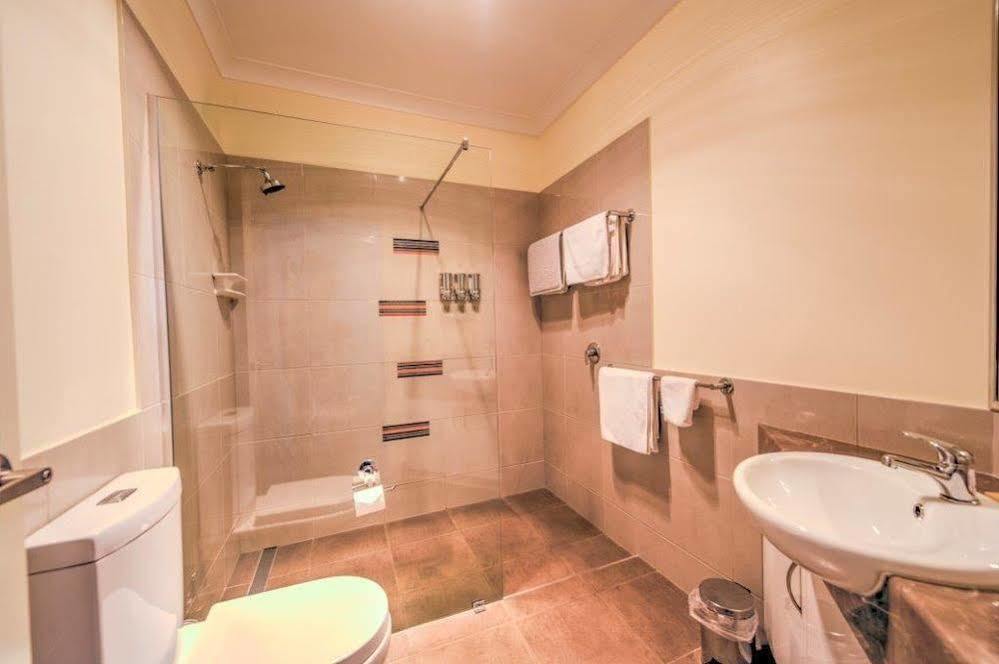 Swagsman Motel Miles Zewnętrze zdjęcie